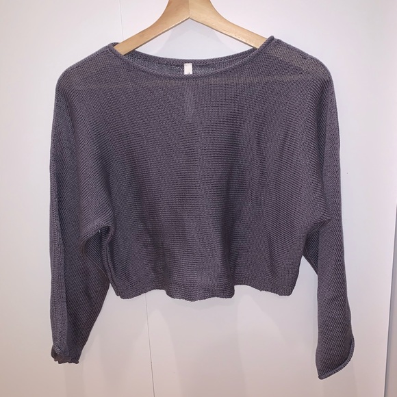 ARITZIA (Babaton) cropped sweater (S) - Picture 1 of 4